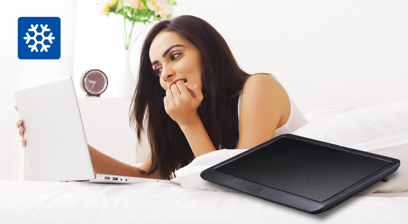 Praktická chladiaca doska pod notebook