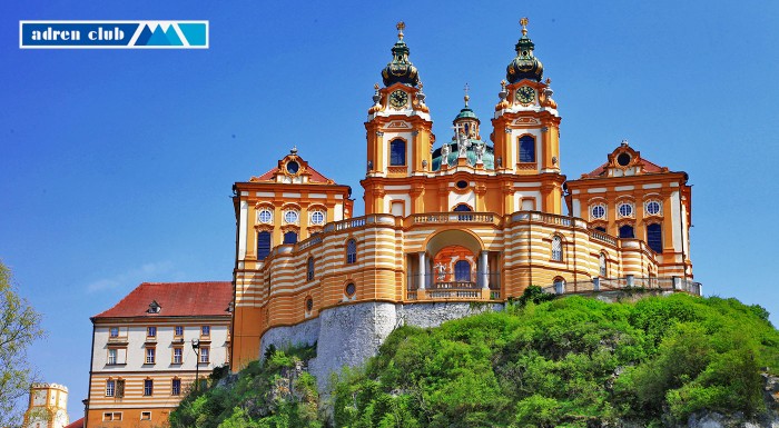 Kláštor Melk a koncentračný tábor Mauthausen