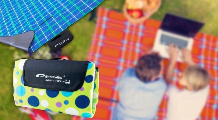 Pospite si pod slniečkom na piknikových dekách!