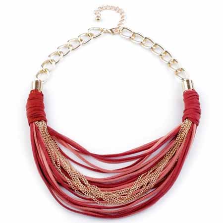 Náhrdelník z kožených remienkov a kovových retiazok - rubínova farba