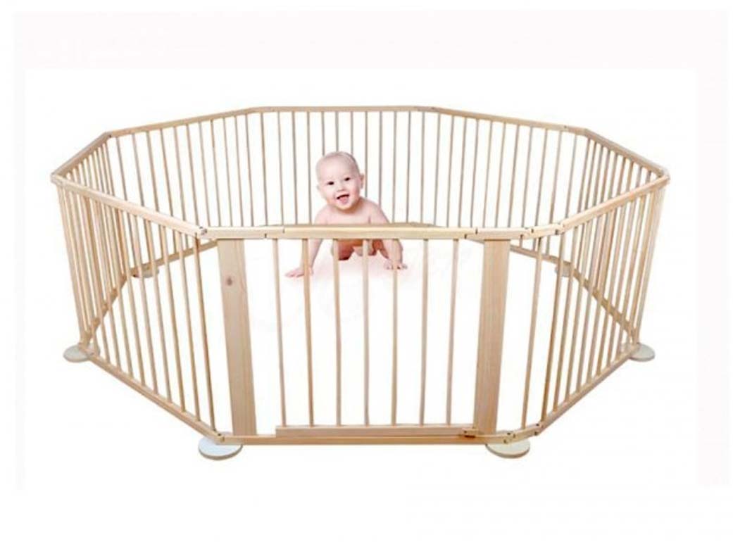 8-dielna detská drevená ohrádka