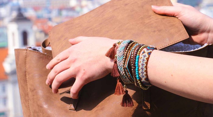 Ručne vyrobené indiánske náramky