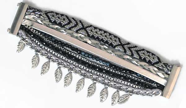 Ručne vyrábaný indánsky náramok - model 4