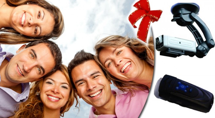 Kamera ActionCam Outdoor a ActionCam HD alebo kamera ActionCam Indoor, zachytia všetko okolo vás.