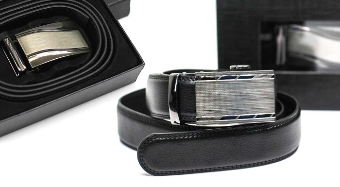 Elegantné pánske opasky s kovovou sponou