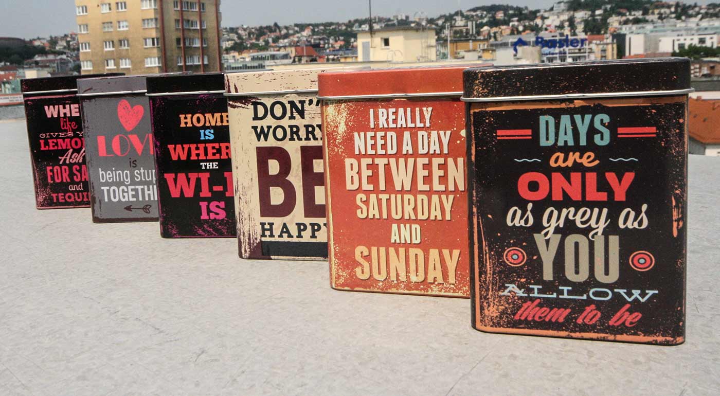 Štýlové kovové puzdro na cigarety