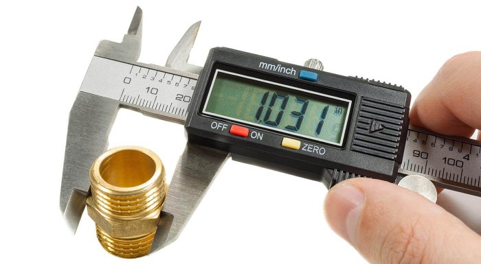 Posuvné meradlo s digitálnym displejom