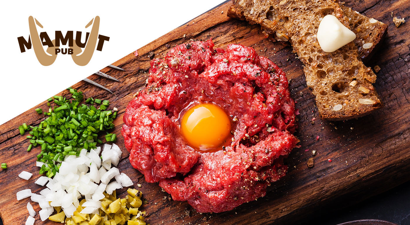 Gurmánsky hovädzí tatarák s hriankami v Mamut Pube