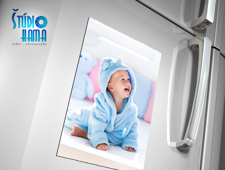 Foto Digital Studio: 1x fotomagnetka s vlastnou fotografiou s rozmerom 21x30 cm