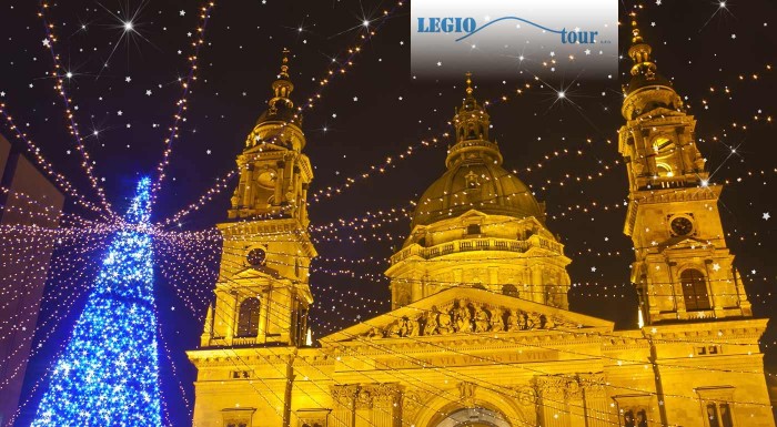 Vianočné trhy v Budapešti s množstvom pochúťok