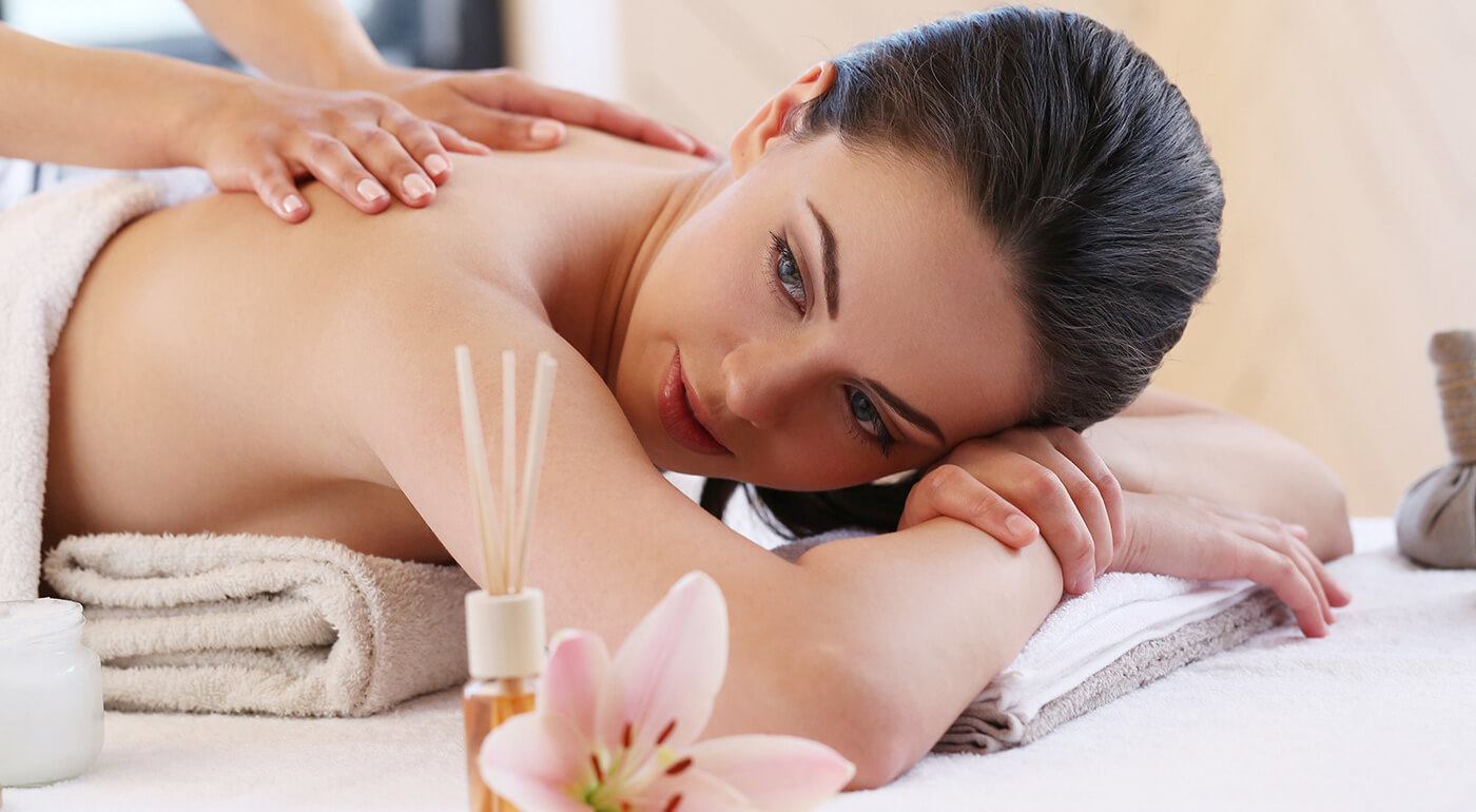 Olejová alebo emocionálna masáž pre ženy