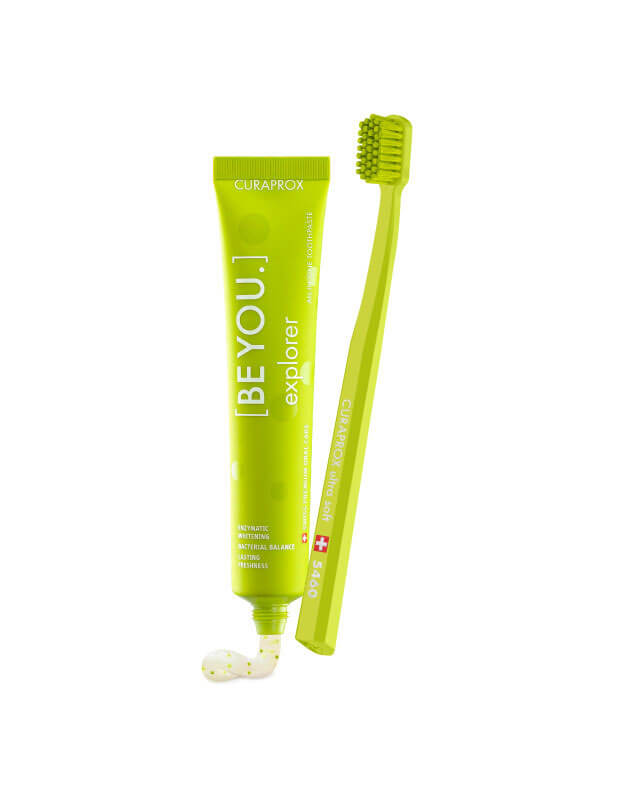 Curaprox BE YOU Explorer zubná pasta 70 ml + zelená zubná kefka CS 5460 - príchuť jablko a aloe vera