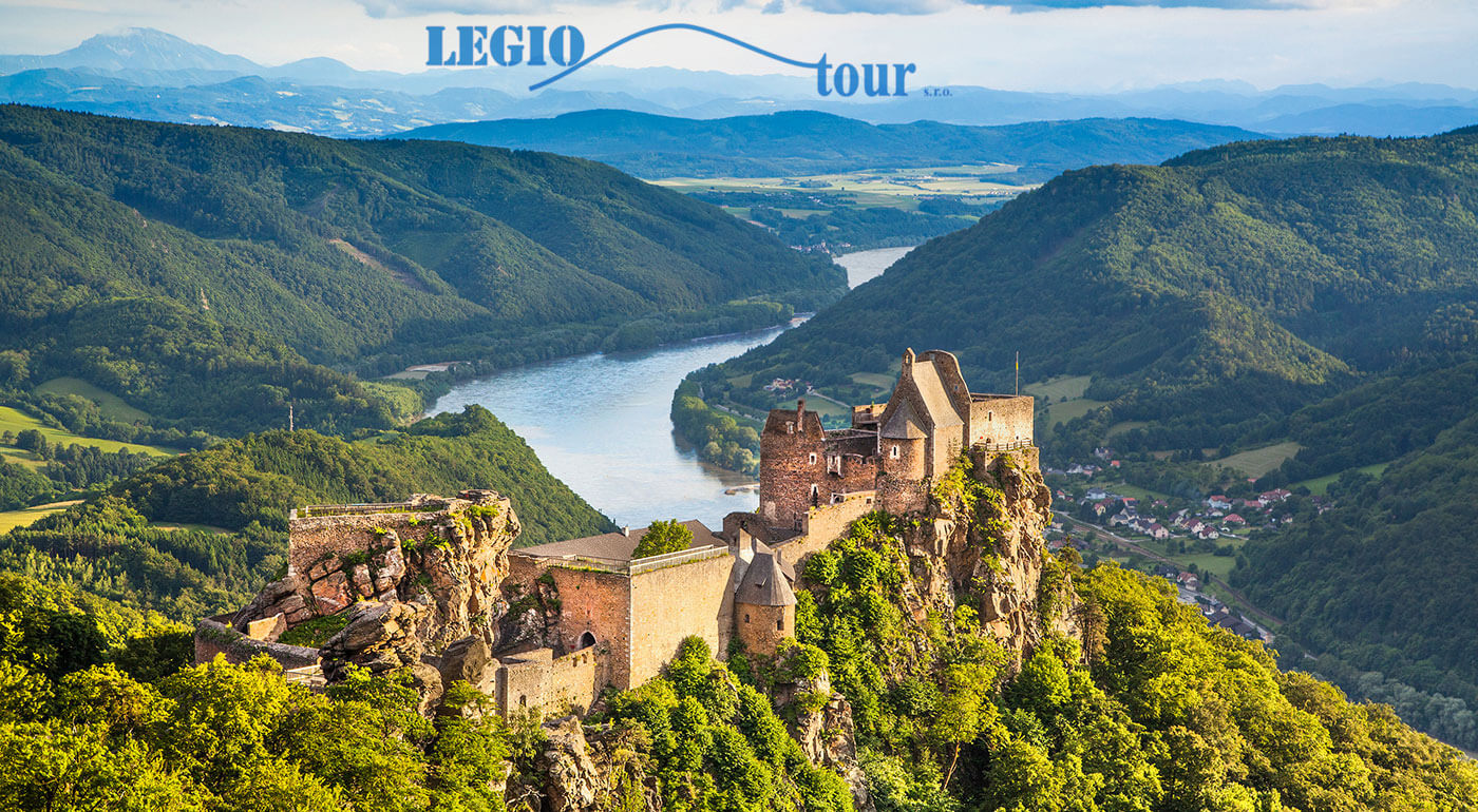 Údolie Wachau a návšteva benediktínskeho kláštora