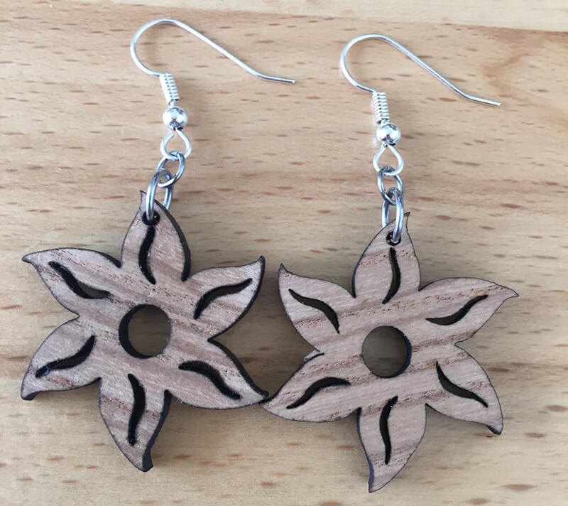 Drevené náušnice - vzor 1 (priemer 4 cm)