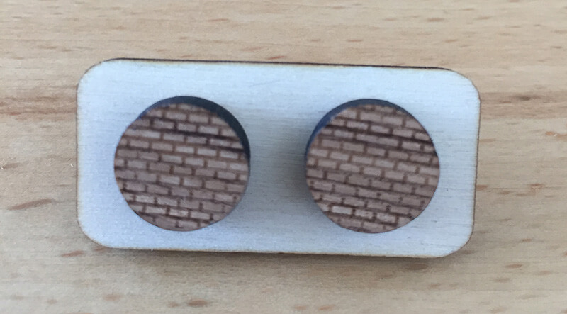 Drevené náušnice - vzor 13 (priemer 2,1 cm)