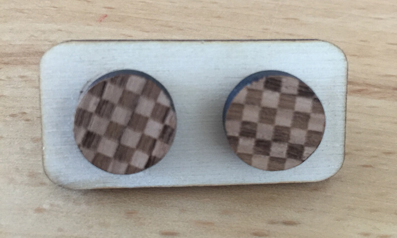 Drevené náušnice - vzor 15 (priemer 2,1 cm)