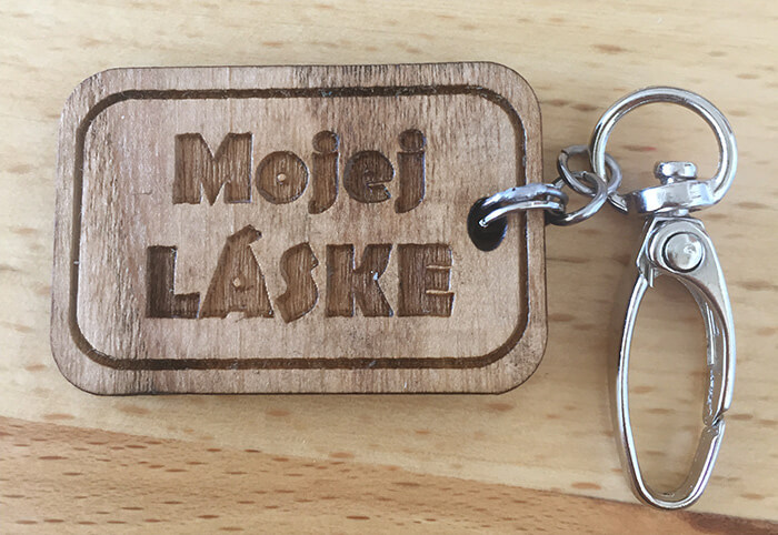 Drevený prívesok na kľúče - Mojej láske