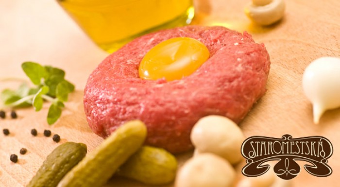 Tatársky biftek z hovädzej sviečkovice v Košiciach.