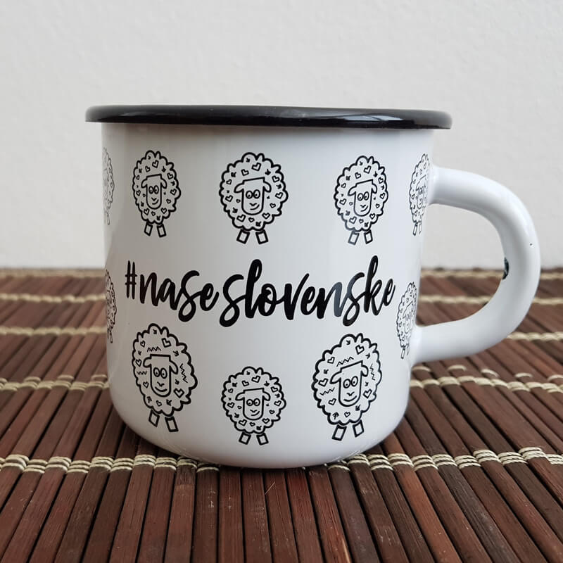 Smaltovaný hrnček Ovečky cestovateľky (300 ml) - biely