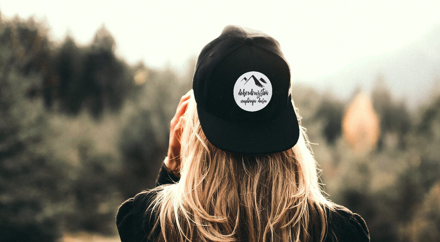 Šiltovky so slovenským dizajnom