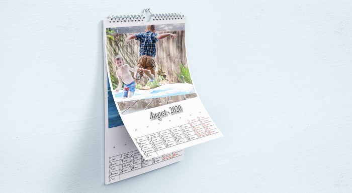 Nástenné kalendáre s vlastnými fotografiami