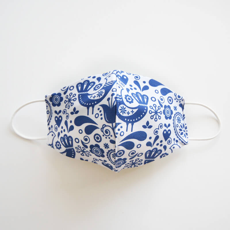 Bavlnené rúško Ľudové vtáčiky dámske - bielo-modré