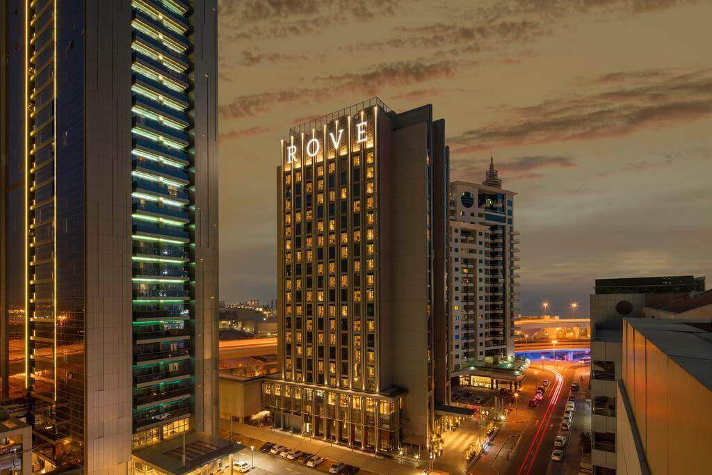 Dubaj z Budapešti-3*Rove Dubai Marina