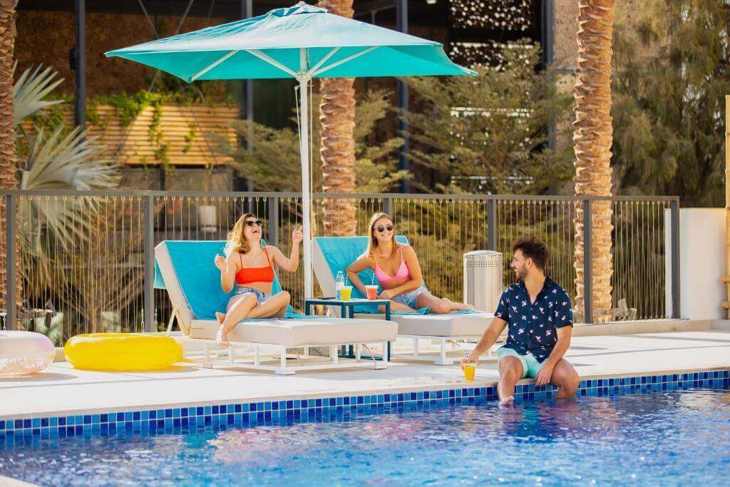 Dubaj z Viedne-3*Rove La Mer Beach