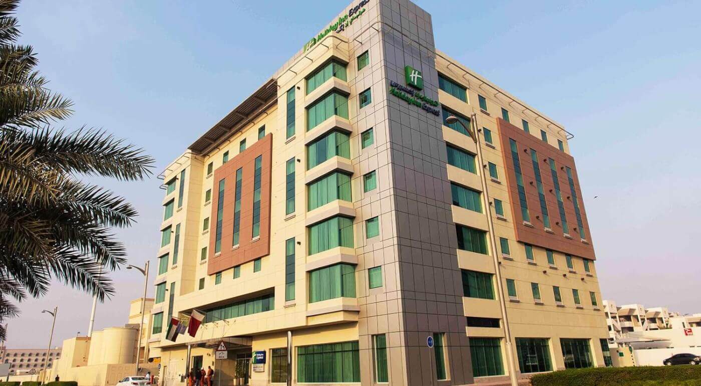 Dubaj z Viedne-2*Holiday Inn Express Jumeirah