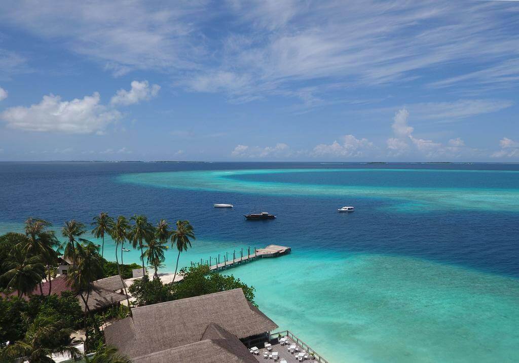 Maldivy s Emirates-3*Malahini Kuda Bandos