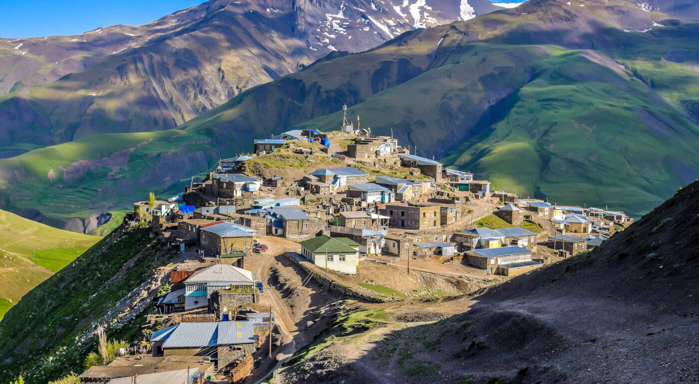 Azerbajdžan za 8 dní so sprievodcom