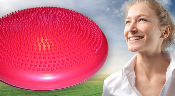 Masážny a balančný disk pre zdravú chrbticu bez bolestí.