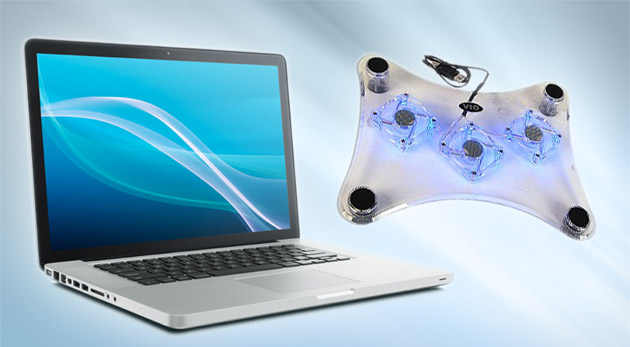 Zvýšte výkon svojho počítača - chladiaca podložka pod notebook s trendovým modrým podsvietením.