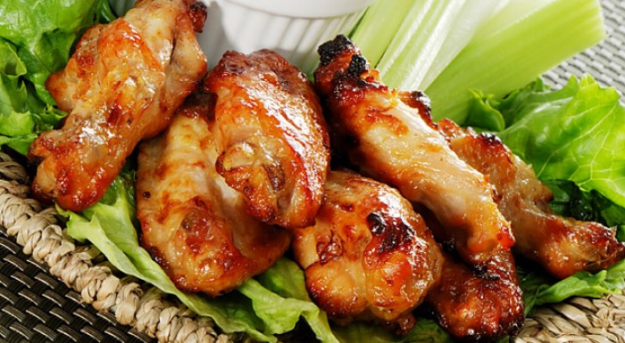 Grilované kuracie krídelká - 600g v centre Bratislavy - reštaurácia El Campo.