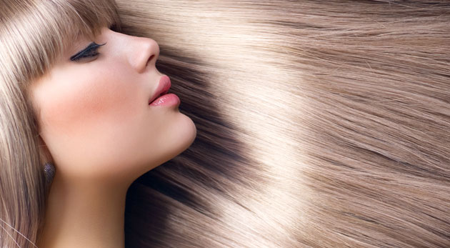 Rozžiarte svoj účes melírom alebo novou farbou vlasov a perfektne prevedeným strihom.