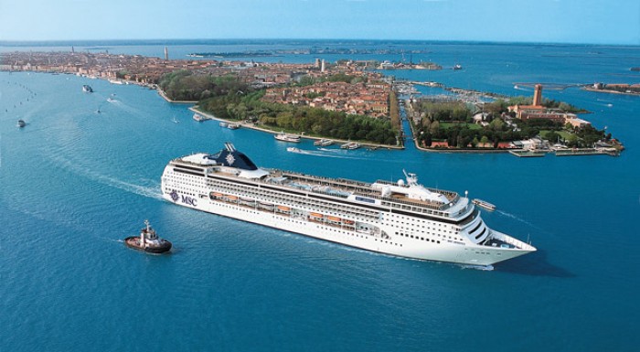 Exkluzívna okružná plavba výletnou loďou MSC ARMONIA po Jadranskom a Iónskom mori. 