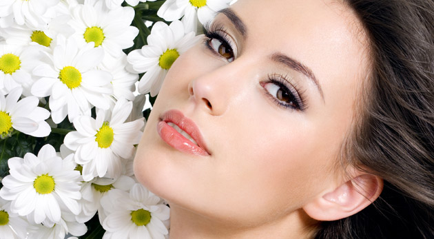 Ošetrenie galvanickou žehličkou + liftingová maska na pleť. Zbavte sa nedokonalostí a nepríjemných vrások.