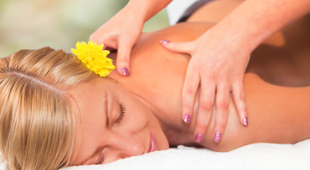 Štúdio Helas - masáž podľa výberu: klasická, lymfodrenážna, liposukčná alebo relaxačná.