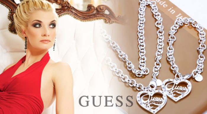 Nádherný dvojdielny set šperkov prestížnej značky GUESS v darčekovom balení.