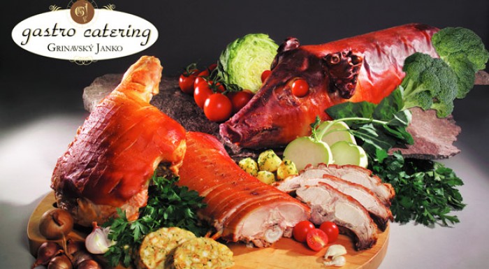 Pečené prasiatko pre 25 - 30 osôb. 