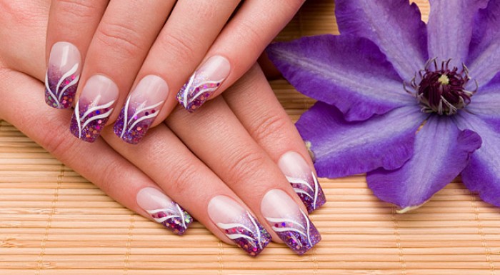 Gelová modeláž nechtov so zdobením