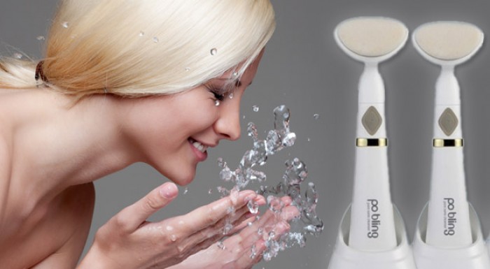 Prístroj na sonické čistenie pleti