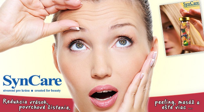 Ošetrenie kyselinou hyalurónovou, povrchové čistenie, peeling, masáž tváre, maska a hydratačný krém.