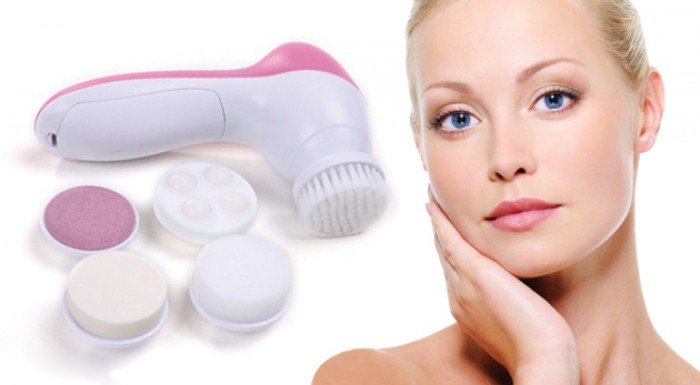 Prístroj na hĺbkové čistenie pleti