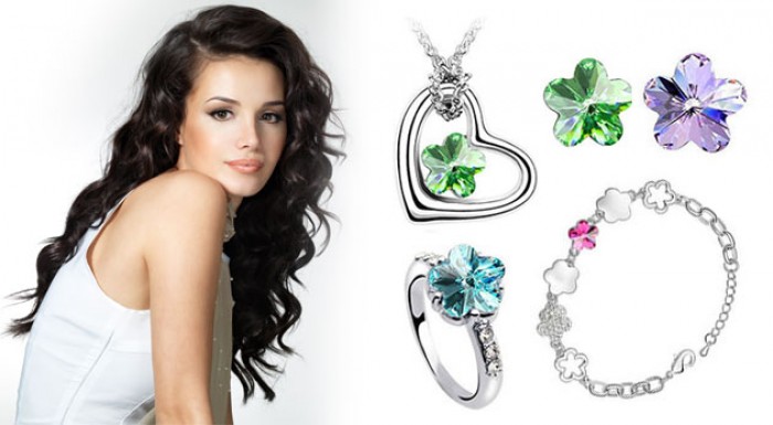Očarujúca sada šperkov s motívom kvetu
