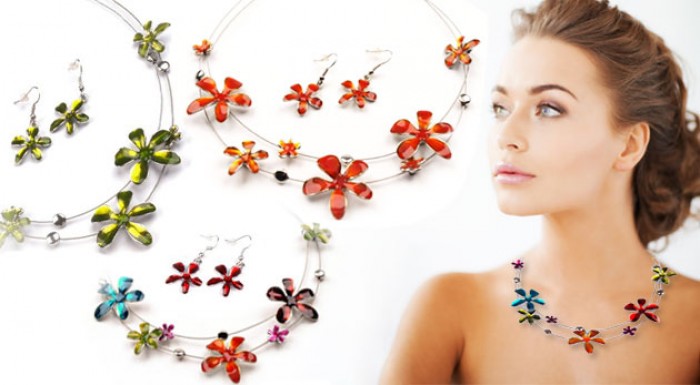 Sada šperkov s motívom kvetu