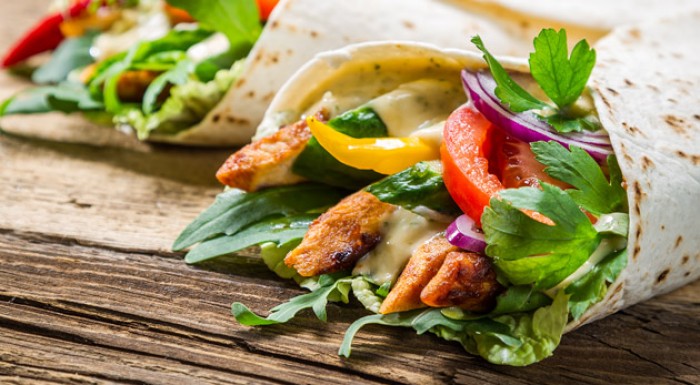 Kebab v žemli, v placke alebo v boxe