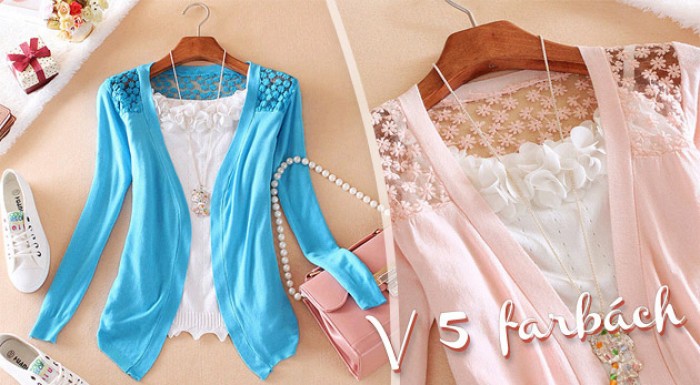 Originálny dámsky svetrík s pôvabnou čipkou