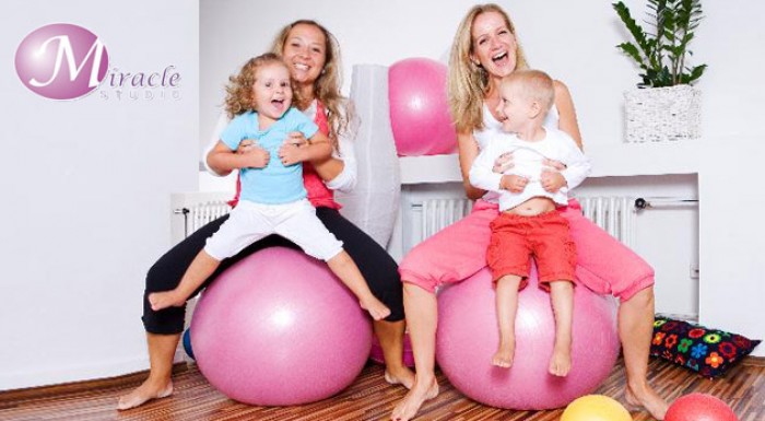 Cvičenie pre mamičky s deťmi v štúdiu Miracle