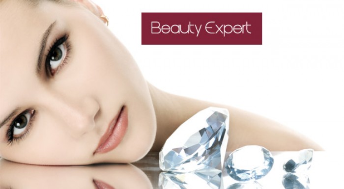 Diamantová mikrodermabrázia alebo ultrazvuk